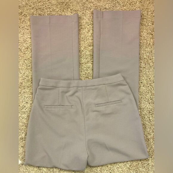 H&M Taupe Trousers w/wider leg at bottom, zip fly, pockets & elastic inside - Picture 6 of 12